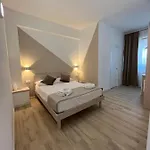 Bed & Breakfast Moma 3*