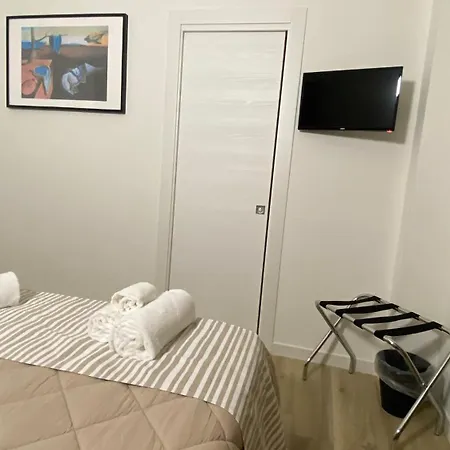 Moma Bed & Breakfast 3*